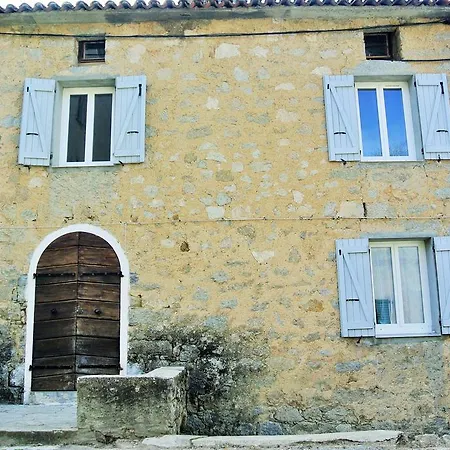Maison Nyaraló Tavera